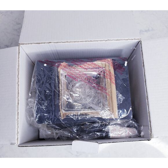 NIB Scentsy UNDER MY SPELL Warmer Book of Shadows Basic Spells Potion NOT TESTED - Picture 5 of 16